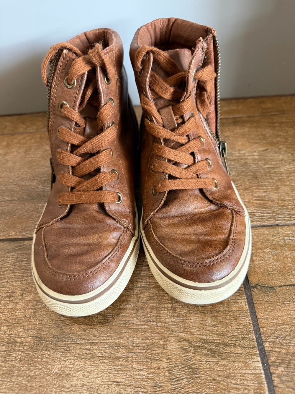 Cat & Jack Brown High-Top Kids Boots size 1